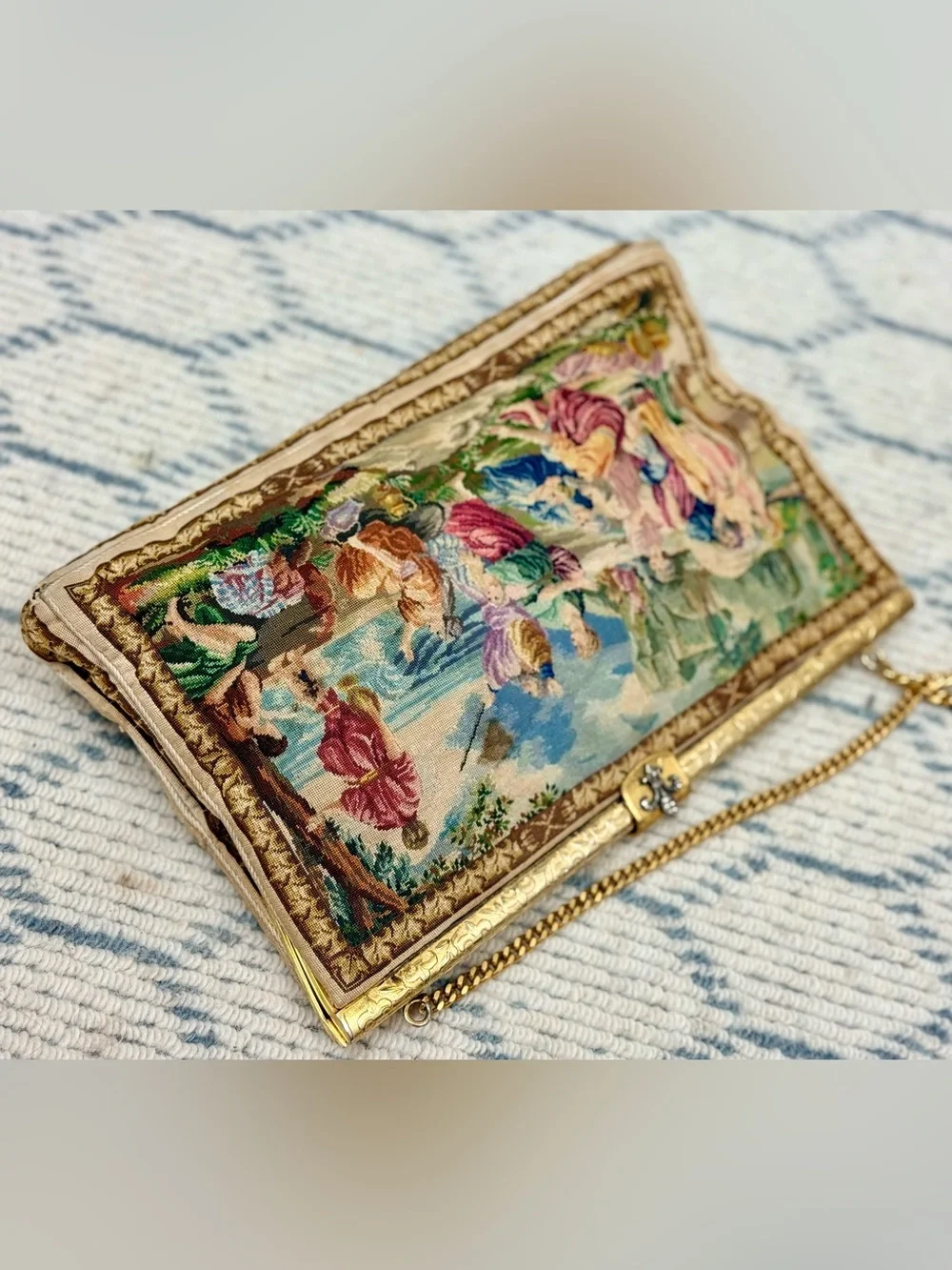 1930’s Vintage Scenic Tapestry Rhinestone Fleur-de-Lis-Clasp Coquette Handbag - Picture 5 of 16